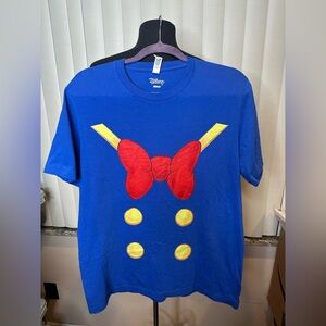 Disney Shirt Large Blue Donald Duck Bow Tie Character Casual Tee Size Large